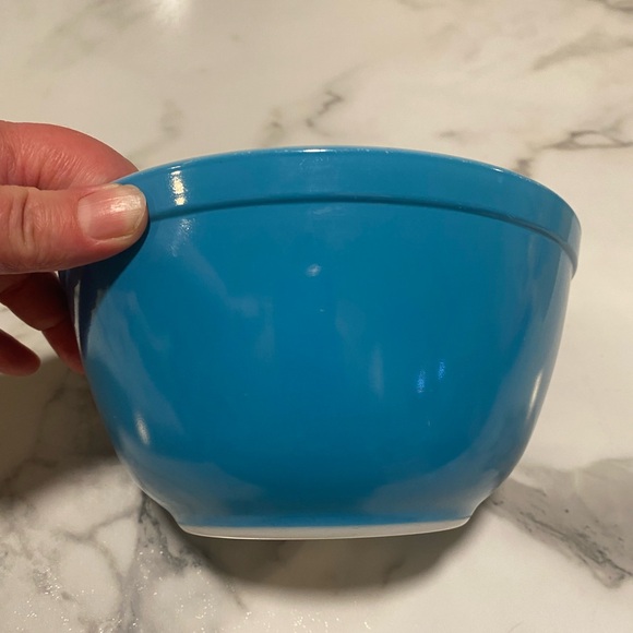 Pyrex Horizon Blue 402 Bowl - Picture 1 of 5